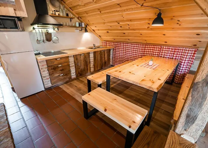 With Sauna Pr' Geci شقة